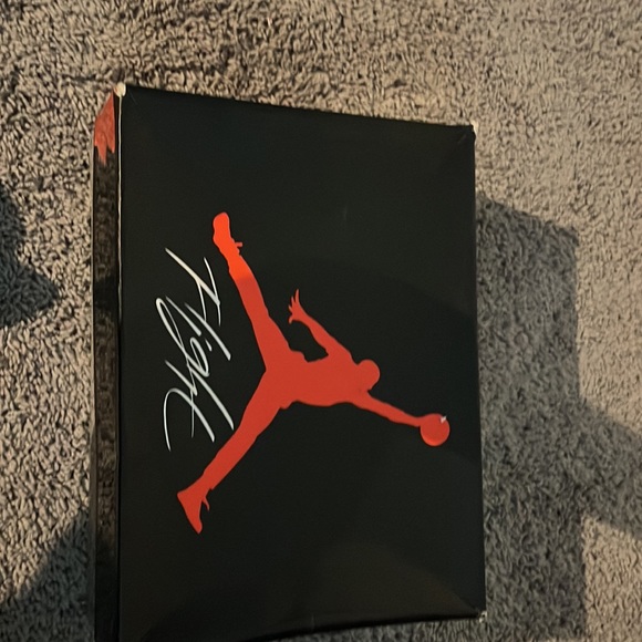 Jordan 4 Black Lazer Gum! Size 8.5M - Picture 5 of 5